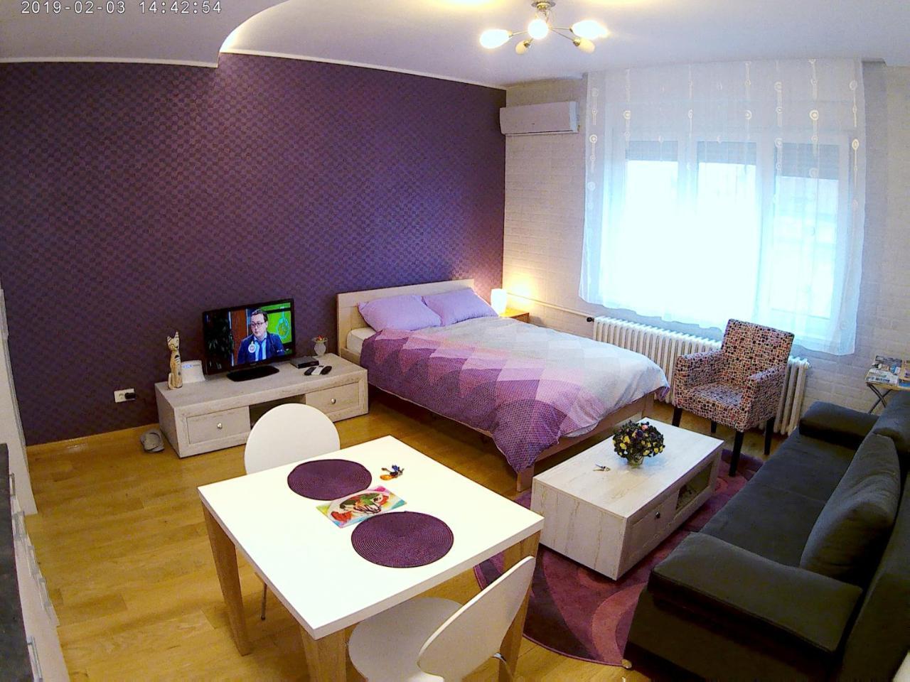 Sara - Modern Apartment In The City Center 노비사드 외부 사진